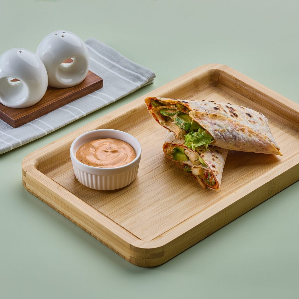 Avo Chicken roll